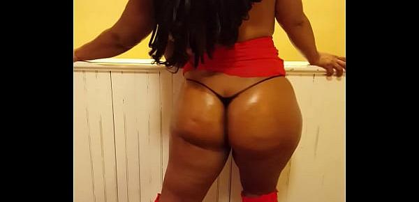  Renelove in Red shakin that ass